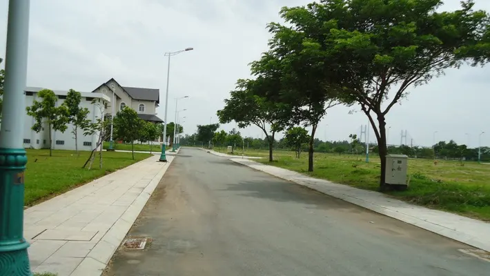 Lựa chọn đầu tư an toàn trong cơn “sốt” đất