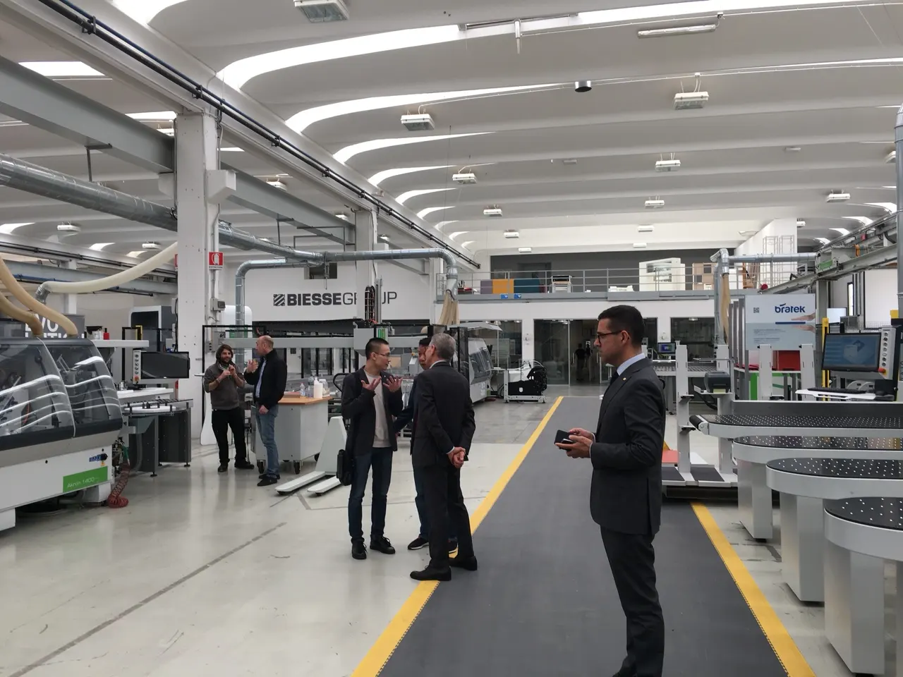 Ban giám đốc Sofia đến thăm nhà máy Biesse tại Ý