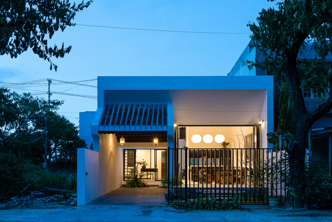 Ngôi nhà Hội An pha trộn mềm mại nét xưa cũ và hiện đại