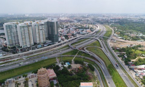 Nhà đầu tư đu theo hạ tầng, đất nền khu Đông Sài Gòn bị “thổi giá”