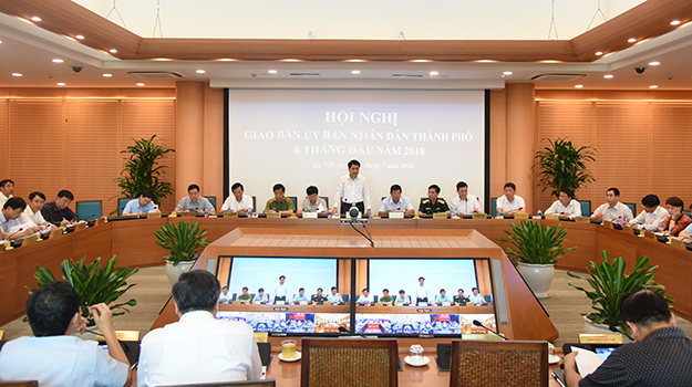 UBND Thành phố giao ban công tác 6 tháng đầu năm 2018