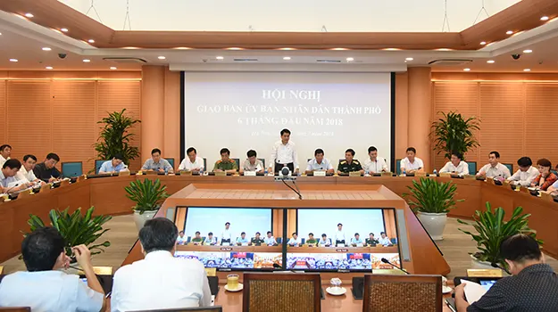 UBND Thành phố giao ban công tác 6 tháng đầu năm 2018