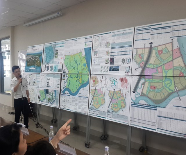 ĐH Kiến Trúc TPHCM : Ấn tượng lễ bảo vệ tốt nghiệp ngành Quy hoạch vùng và đô thị