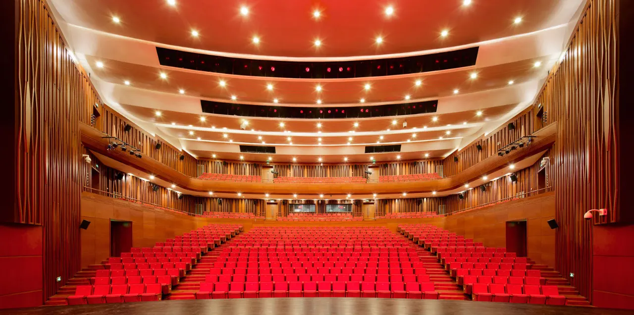 yiwu-cultural-square-uad-15-view-from-stage-to-seats