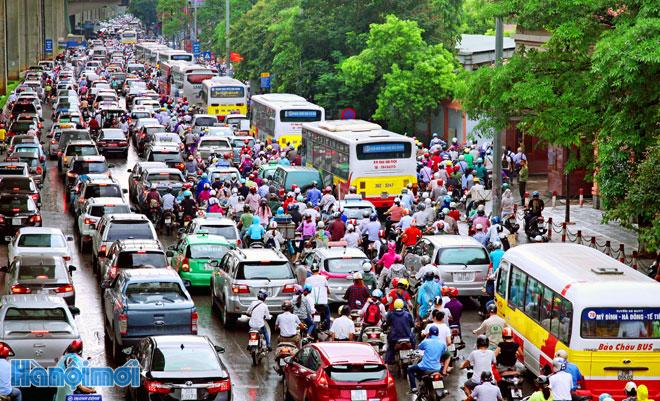 Giảm áp lực giao thông: Quy hoạch lại cấu trúc đô thị