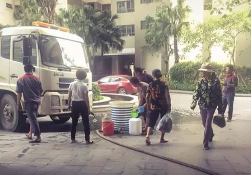 Nghịch lý Thủ đô: Hà Nội vừa ngập lụt, vừa thiếu nước sinh hoạt