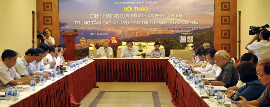 Toàn cảnh hội thảo