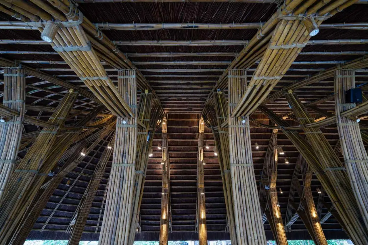 Bambubuild-thiet-ke-nha-hang-tre-o-quang-binh-15