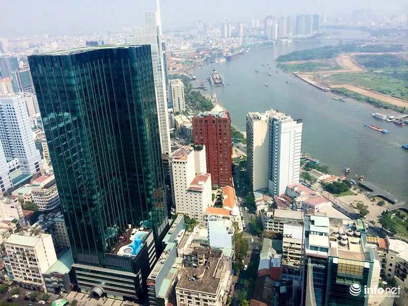 Dòng tiền lớn đổ bộ vào địa ốc TPHCM