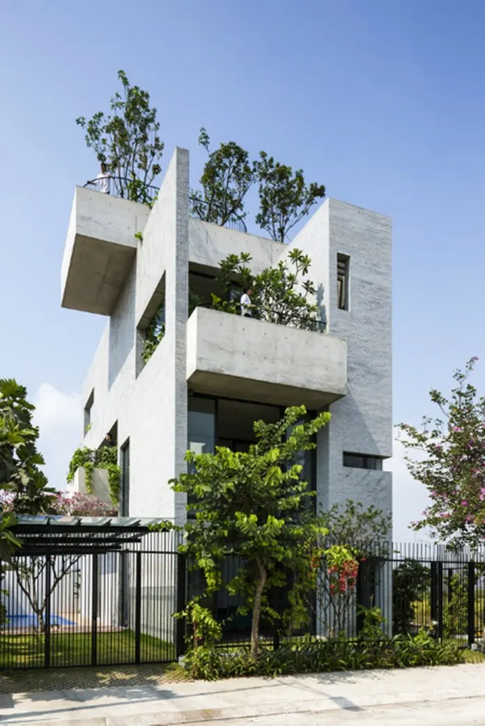 Bình House