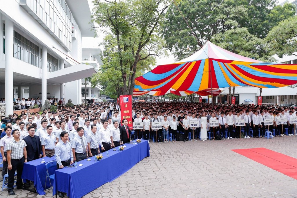 Lễ khai giảng khóa 63 năm học 2018-2019