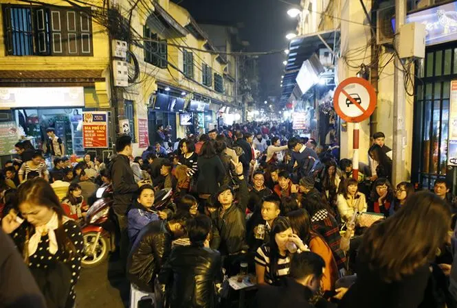 Khu vực lõi của phố cổ Hà Nội được chỉnh trang, bảo tồn toàn diện từ di tích tới các giá trị văn hóa phi vật thể Ảnh: NHƯ Ý