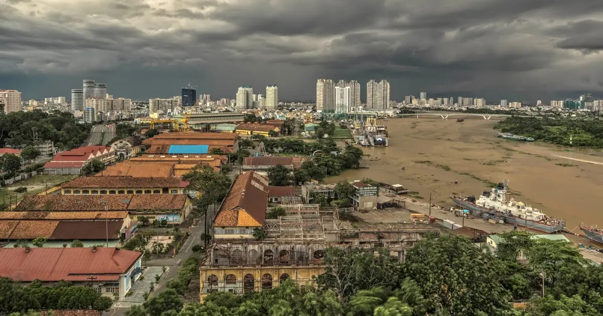 Hình ảnh Xưởng Thủy Ba Son trước khi được phá bỏ xây dựng khu đô thị mới (Ảnh TL tác giả)