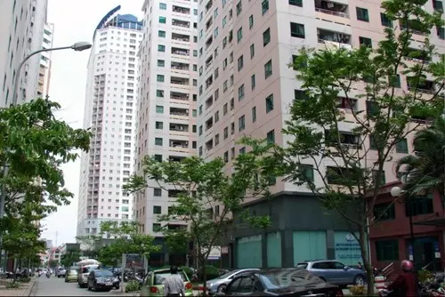 Nguồn bất động sản trong nội thành Hà Nội ngày một hiếm hoi (Ảnh TL)