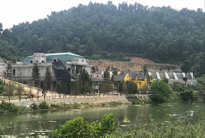 “Xẻ thịt” đất rừng ở Sóc Sơn: Chủ tịch Hà Nội yêu cầu xử nghiêm