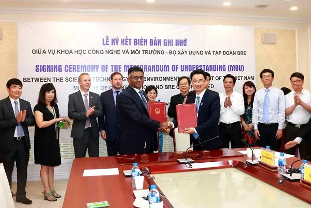 Ký kết Biên bản ghi nhớ giữa Vụ Khoa học công nghệ và môi trường với Tập đoàn BRE