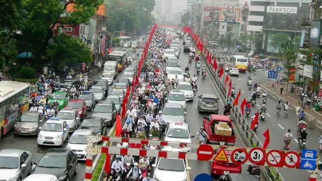 Hà Nội sẽ lập đề án thu phí phương tiện vào nội đô