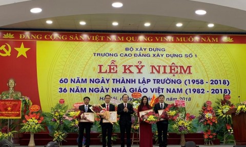 Lãnh đạo Bộ Xây dựng chúc mừng ngày Nhà giáo Việt Nam tại các trường thuộc ngành Xây dựng