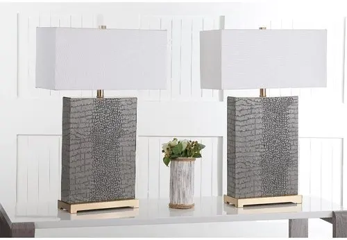 Đèn để bàn – món đồ trang trí đắt giá đừng bỏ quên