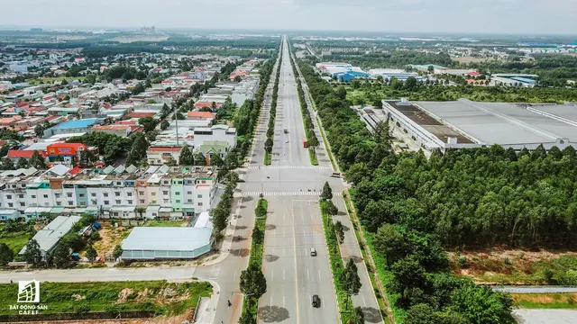 Hạ tầng giao thông giữa các khu dân cư được xây dựng khá thông thoáng, đồng bộ...