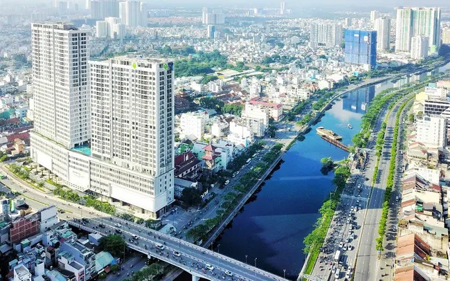 Khan hàng nguồn cung mới, chuyên gia lo ngại BĐS TPHCM tăng giá