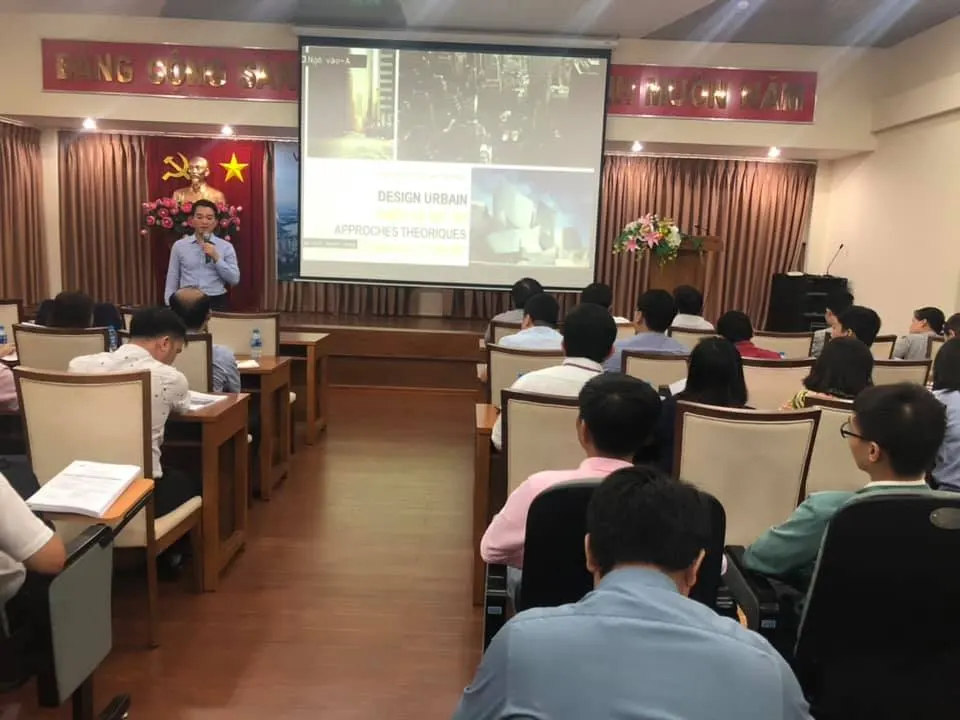 TS.KTS.Nguyễn Quốc Hùng (Phó Viện trưởng Viện Quy hoạch XD Miền Nam) Nghiên cứu trường hợp thiết kế đô thị tại TPHCM
