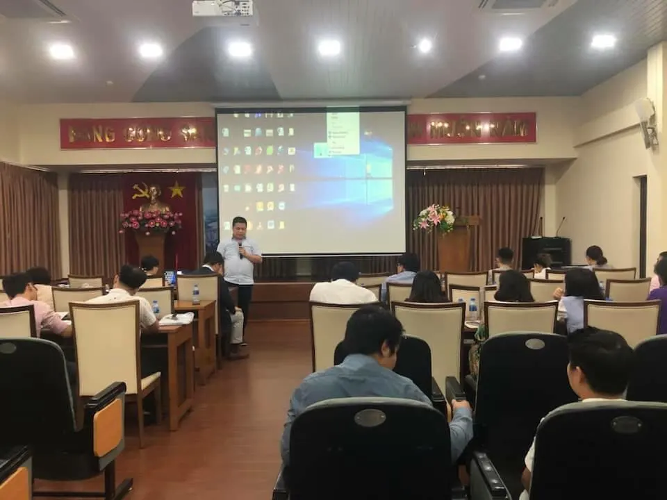 ThS.KTS. Hoàng Phương -Phó Vụ trưởng Vụ Quy hoạch Kiến trúc, Bộ Xây dựng Một số vấn đề trong triển khai các đồ án thiết kế đô thị mẫu