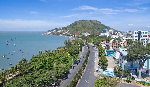 Tỉnh BR-VT sở hữu đường bờ biển trải dài cùng các bãi tắm đẹp