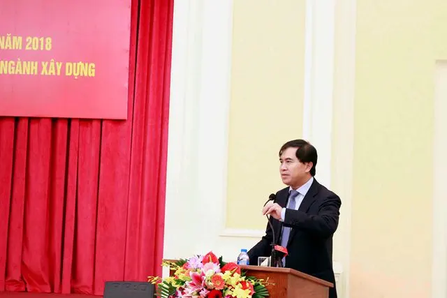 Thứ trưởng Bộ Xây dựng Lê Quang Hùng phát biểu tại Hội nghị