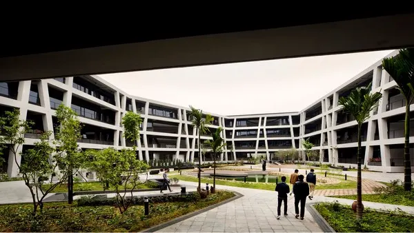 G8A_concrete_lace_11_Patrick_Bingham-Hall