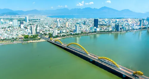 Các dự án bất động sản mọc lên ngày càng nhiều ở bên bờ sông Hàn
