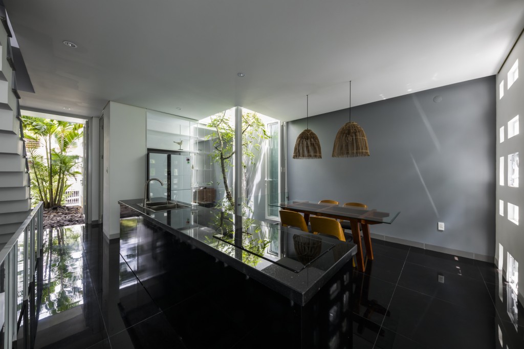 Ngôi nhà của sự giao thoa tự nhiên giữa ánh sáng và gió tại Nha Trang