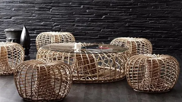 Bàn trà từ mây tre đan trang nhã phù hợp với thiết kế nội thất phong cách cổ điển