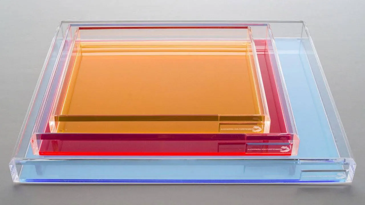 Vật liệu acrylic là một loại nhựa được tinh chế từ dầu mỏ