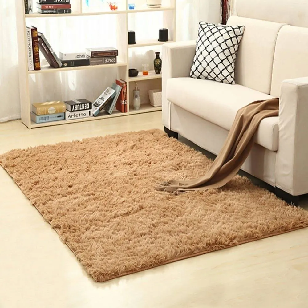 Di chuyển trên thảm lông mang đến cảm giác êm ái và thoải mái