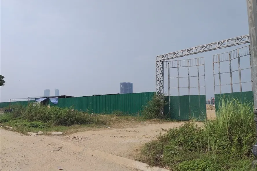 Dự án Marina Complex án ngữ tại mặt tiền sông Hàn đang bị tạm dừng để rà soát hồ sơ pháp lý và lấy ý kiến cộng đồng