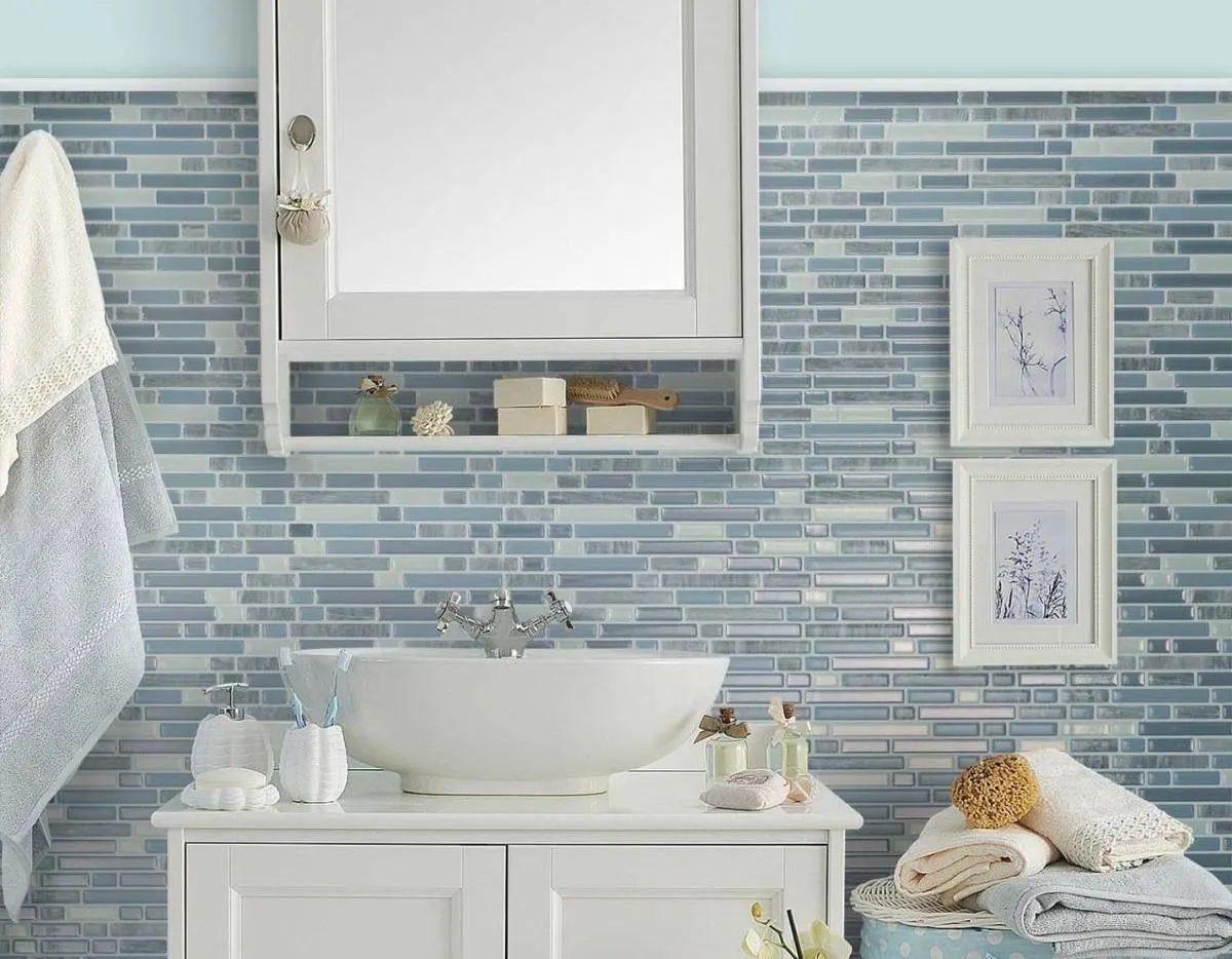 Tấm dán Vinyl: Vật liệu trang trí tường và nội thất giá rẻ và dễ ứng dụng cho các tín đồ DIY