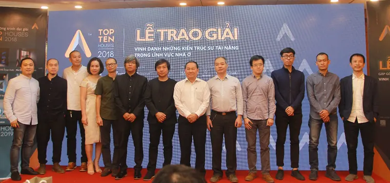Ban Giám khảo và các KTS đoạt giải thưởng Top 10 Houses 2018