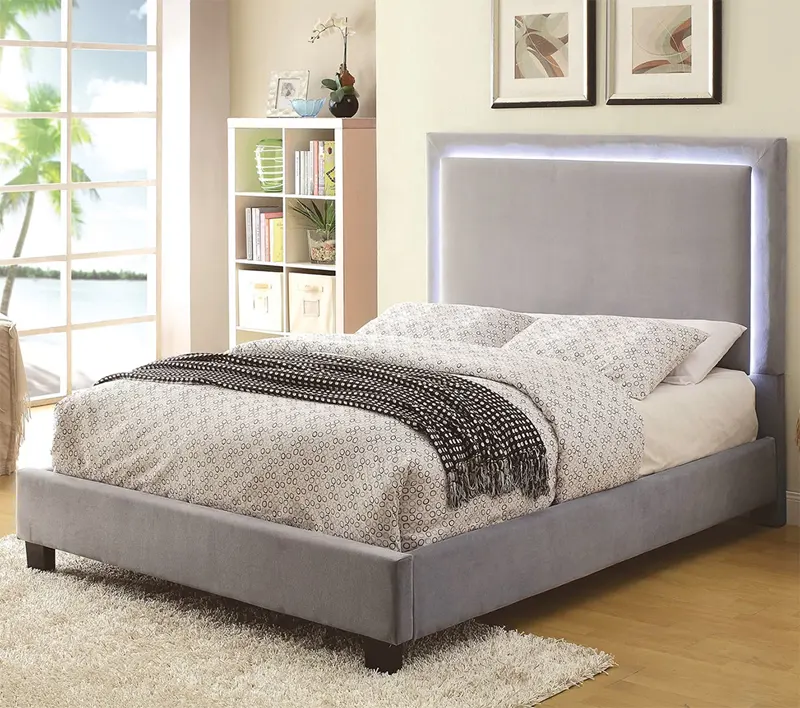 Đèn gắn đầu giường tăng thêm thẩm mỹ cho phòng ngủ