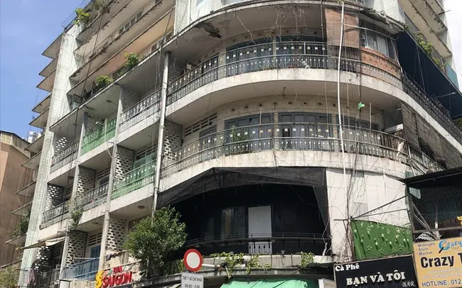 TPHCM di dời dân khỏi chung cư cũ: Nỗi lo ra đi không biết bao giờ được về