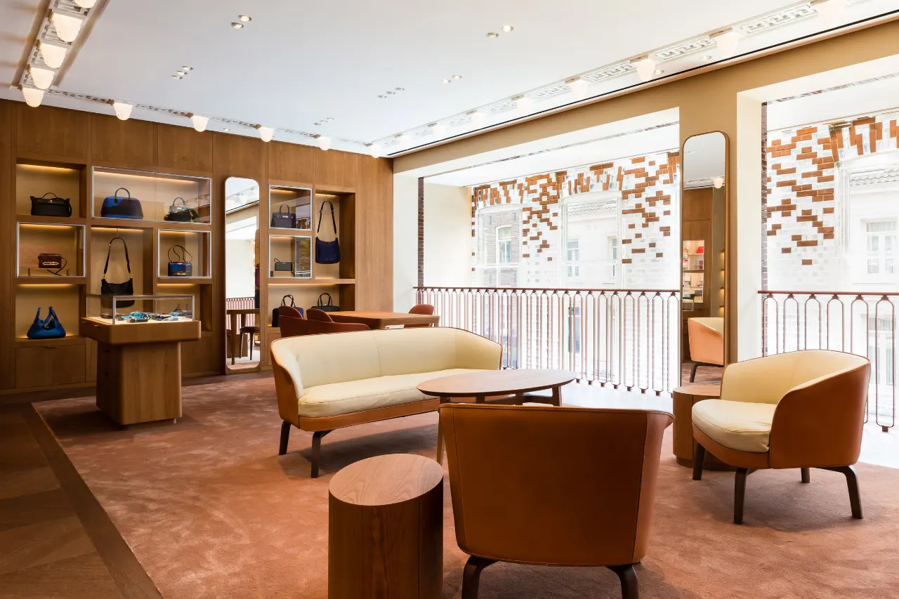 Hermes-tiep-quan-Crystal-house-o-Amsterdam-5