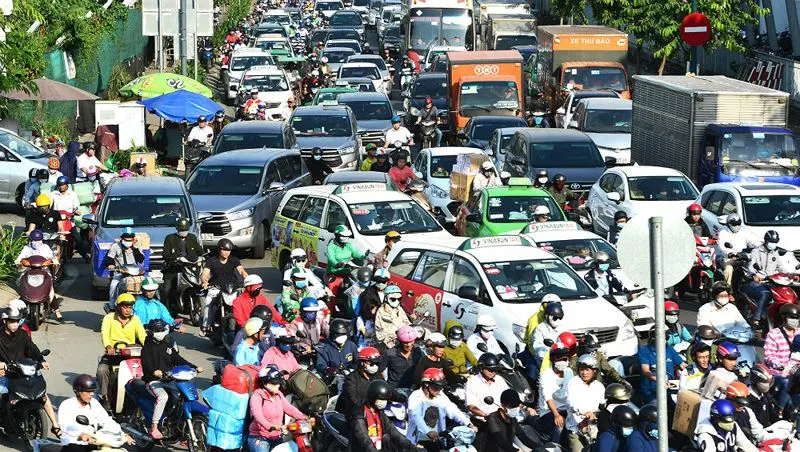Thu phí xe hơi vào khu trung tâm TPHCM: Chủ trương 10 năm mới dừng ở… ý tưởng