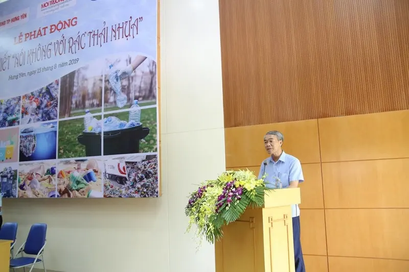 Ông Vũ Văn Thuần - Thành uỷ viên, Phó Chủ tịch UBND thành phố Hưng Yên phát biể