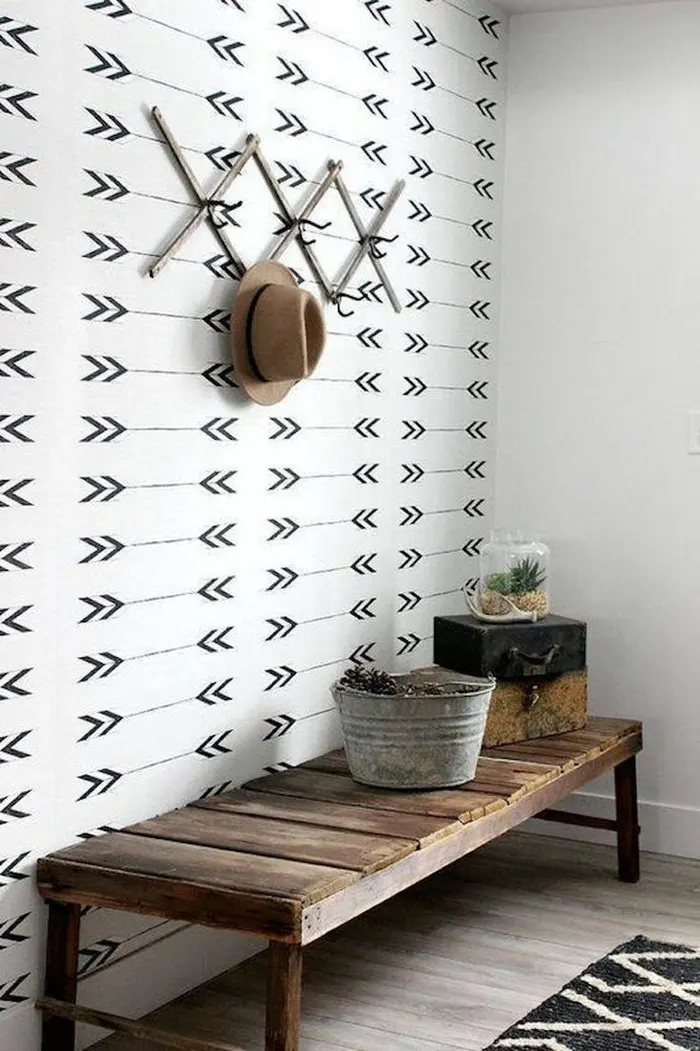 Bạn là fan của phong cách hiện đại? Bạn hãy trang trí hành lang bằng màu sắc trung tính, hoa văn hình học và những họa tiết hiện đại, “chất lừ”.