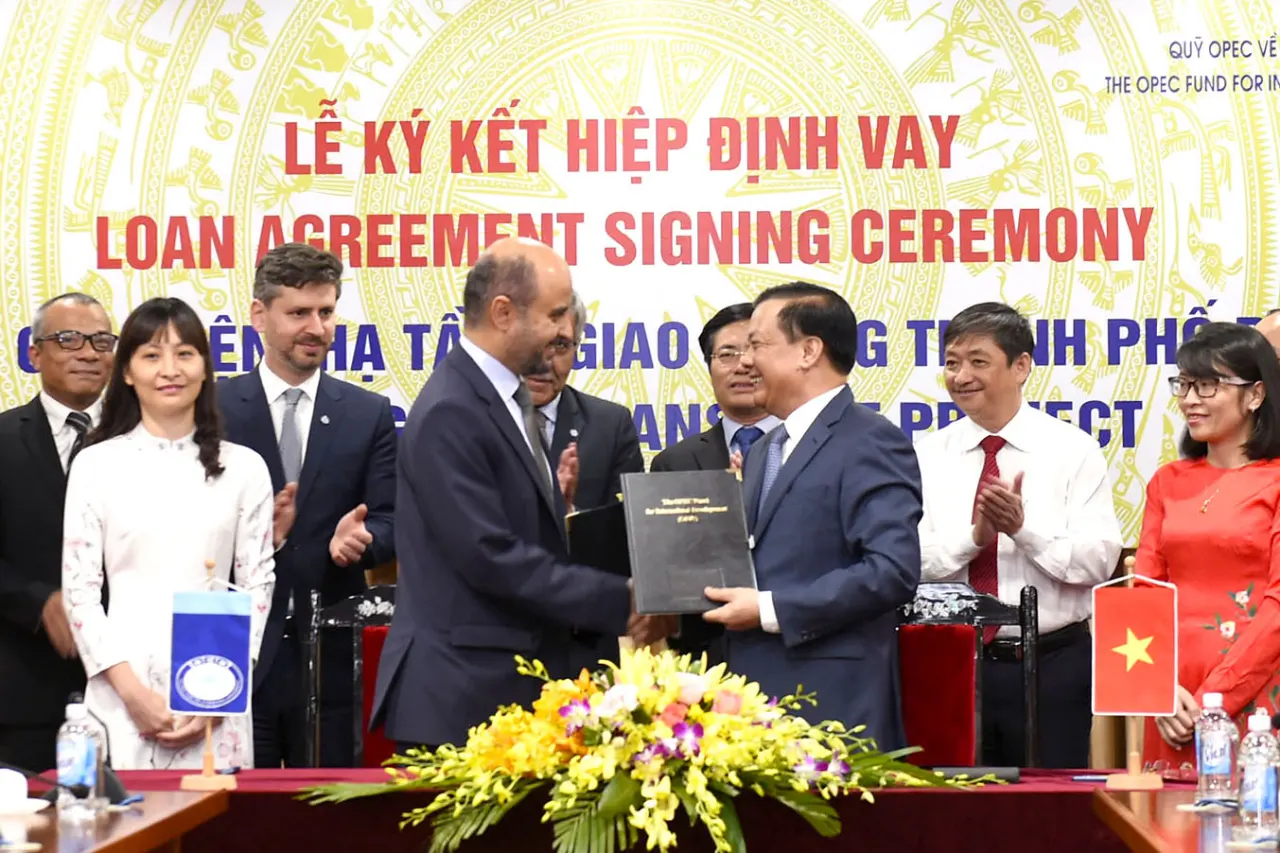 Ký Hiệp định vay 45 triệu USD cải thiện hạ tầng giao thông thành phố Đà Nẵng