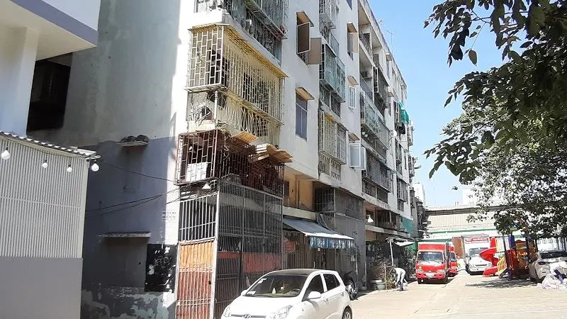 TPHCM kiến nghị phá dỡ khẩn cấp chung cư bị nghiêng