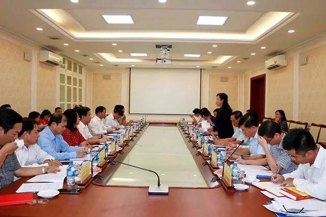 Đoàn công tác của Ủy ban Thường vụ Quốc hội làm việc với lãnh đạo Bộ Xây dựng
