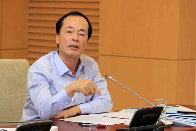 Bộ trưởng Phạm Hồng Hà phát biểu chỉ đạo tại cuộc họp