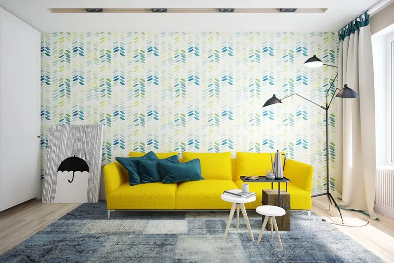Phòng khách có ít vật dụng, nổi bật là chiếc ghế sofa màu vàng chanh.