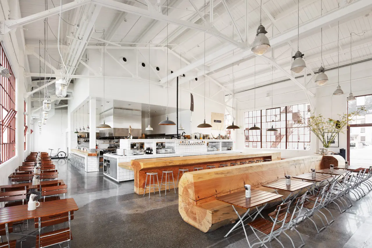 Nhung-than-cay-lon-trong-nha-hang-o-san-francisco-2
